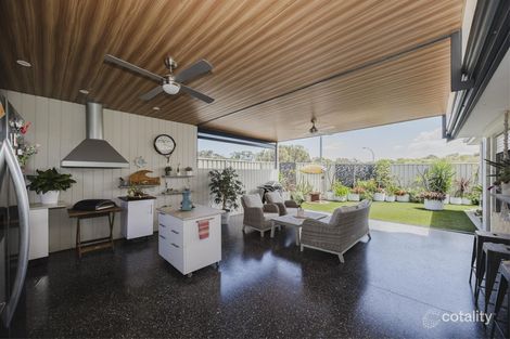 Property photo of 214 Beachside Parade Yanchep WA 6035