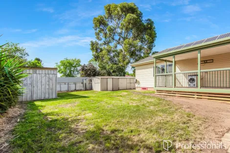 Property photo of 44 Tichborne Crescent Kooringal NSW 2650