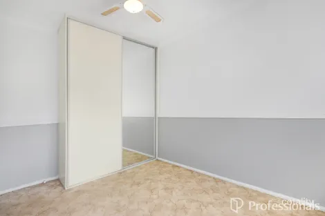 Property photo of 44 Tichborne Crescent Kooringal NSW 2650