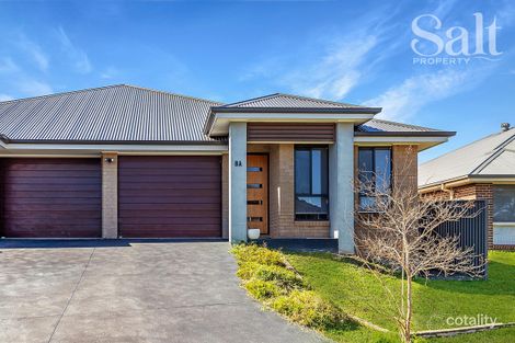 Property photo of 8A Dray Close Wadalba NSW 2259