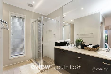 Property photo of 11 Els Court Berwick VIC 3806