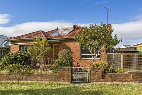 15 Exeter Ave, North Wollongong, NSW 2500