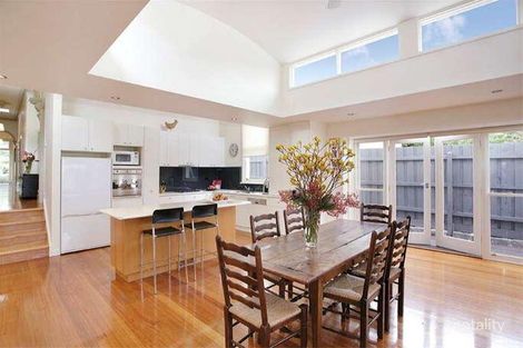 Property photo of 8 Auburn Parade Hawthorn East VIC 3123