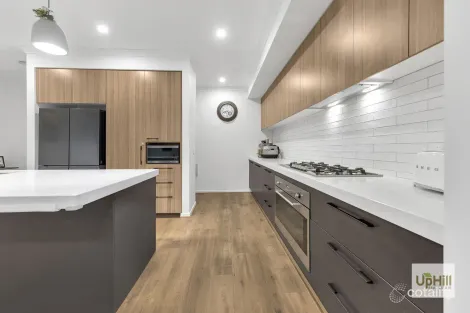 Property photo of 94 Manton Road Clyde North VIC 3978