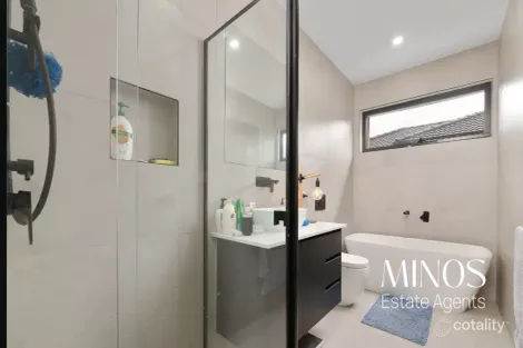 Property photo of 2/91 Haldane Road Niddrie VIC 3042