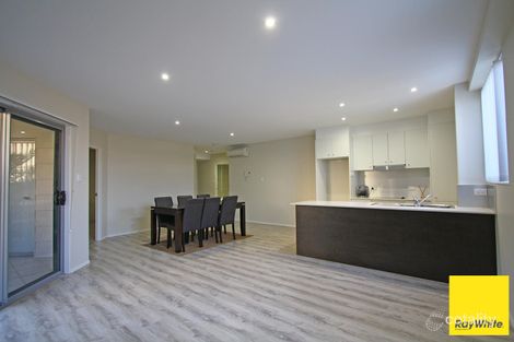 A2/17 Uriarra Rd, Queanbeyan, NSW 2620