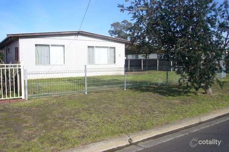 8 Henty Rd, St Leonards, VIC 3223