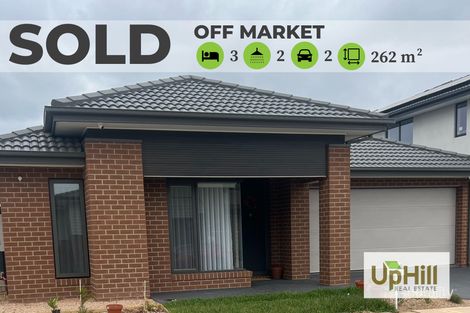 7 Ambition Way, Clyde North, VIC 3978