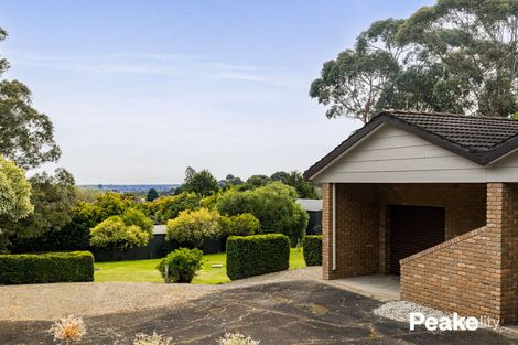 Property photo of 2 Casey Drive Berwick VIC 3806