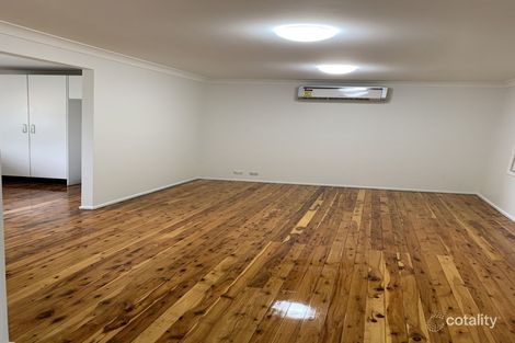 Property photo of 7 Agnew Close Bossley Park NSW 2176