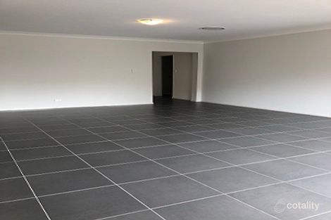Property photo of 17 Crystal Palace Way Leppington NSW 2179