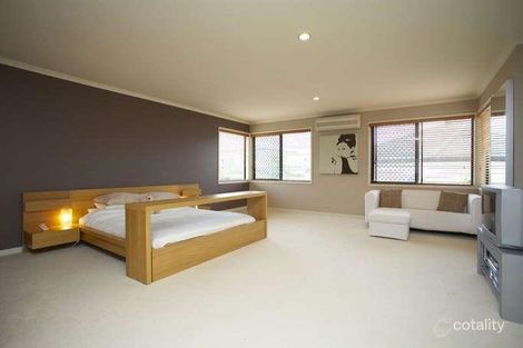 Property photo of 7 Kettlewell Chase Arundel QLD 4214