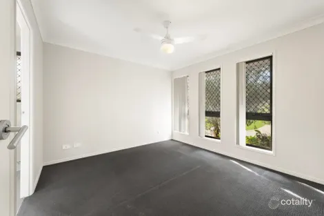 Property photo of 21 Vision Way Griffin QLD 4503