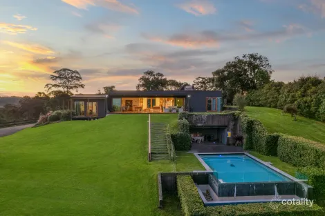 Property photo of 78 Owenia Way Broken Head NSW 2481