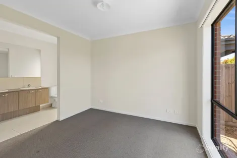 Property photo of 12 Hooper Street Armstrong Creek VIC 3217