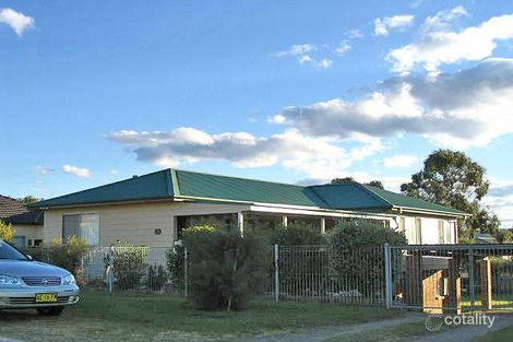 25 Barford St, Speers Point, NSW 2284