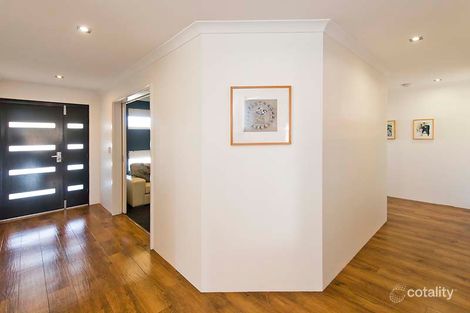 Property photo of 22 Abbeytown Circle Waikiki WA 6169