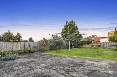 Property photo of 18 Saxton Street Box Hill North VIC 3129
