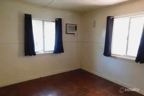 Property photo of 171 King Street Charleville QLD 4470