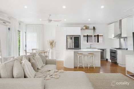 Property photo of 19 Floral Avenue Tweed Heads South NSW 2486