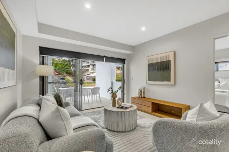 Property photo of 2/27 York Street Indooroopilly QLD 4068