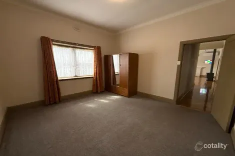 Property photo of 28 Scoresby Street Hamilton VIC 3300