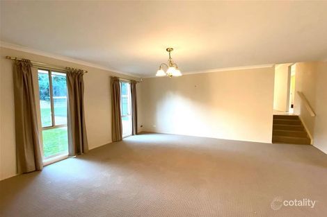 Property photo of 12 Canada Crescent Cameron Park NSW 2285