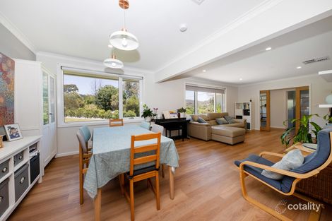 Property photo of 4 Werribee Crescent Farrer ACT 2607