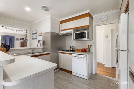 Property photo of 43 Taylor Road Mooroolbark VIC 3138