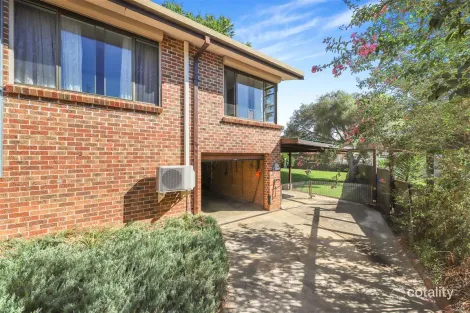 Property photo of 11 Cedar Crescent Tumut NSW 2720