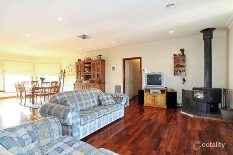 Property photo of 1 Redgum Drive Strathtulloh VIC 3338