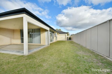 Property photo of 50 Hayeswater Circuit Waikiki WA 6169