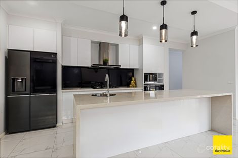 Property photo of 11 Barclay Street Thornhill Park VIC 3335