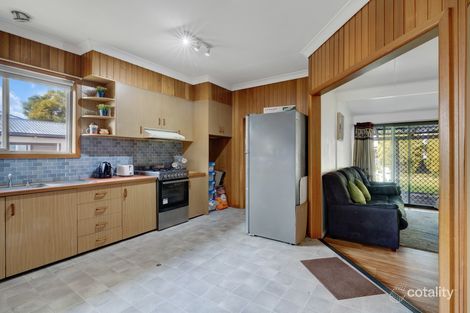 Property photo of 395 Nowland Avenue Lavington NSW 2641