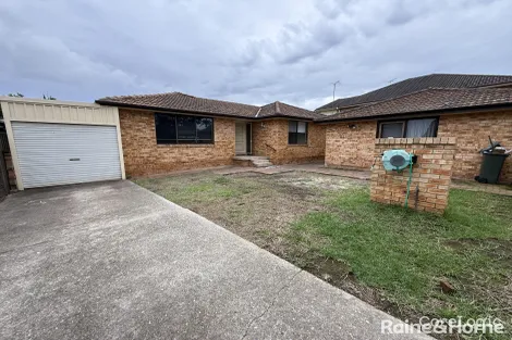 Property photo of 8 Monckton Place Glenfield NSW 2167
