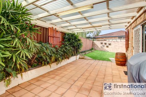 Property photo of 18 Parklands Drive Shellharbour NSW 2529