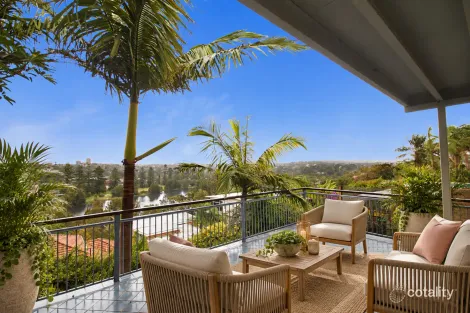 2/112 Queenscliff Rd, Queenscliff, NSW 2096