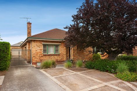 13 Thackeray Rd, Reservoir, VIC 3073