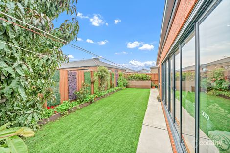 Property photo of 5 Mabillon Way Clyde North VIC 3978