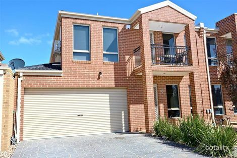 Property photo of 8 Richie Circuit Hillside VIC 3037