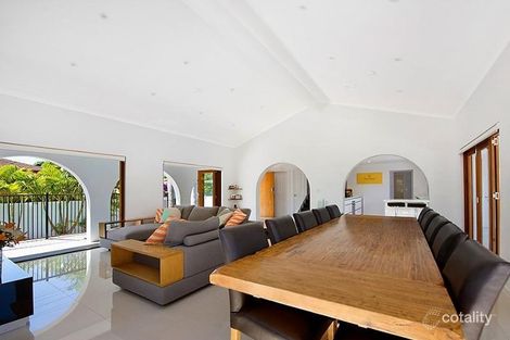 Property photo of 7 Pacific Boulevard Broadbeach Waters QLD 4218