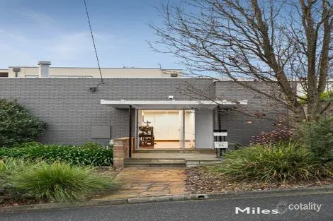 Property photo of 24 Eaglemont Crescent Eaglemont VIC 3084