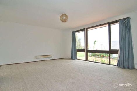 Property photo of 5 Macquoid Place Kambah ACT 2902