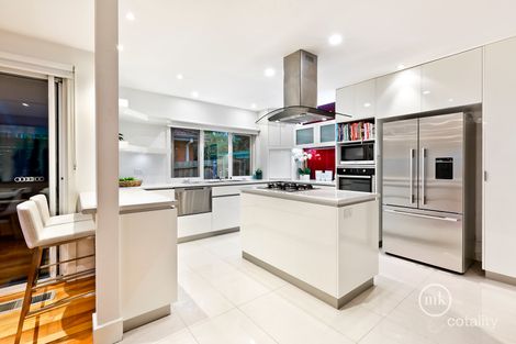 Property photo of 13A Graeme Avenue Montmorency VIC 3094