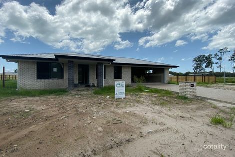 Property photo of 13 Periwinkle Crescent Toogoom QLD 4655