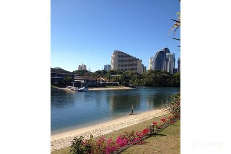 2/29 Hooker Bvd, Broadbeach Waters, QLD 4218