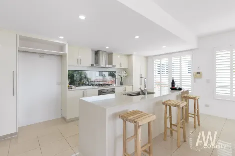 Property photo of 12 Barbuda Circuit Parrearra QLD 4575