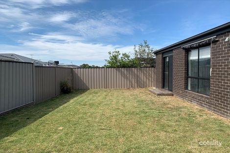 Property photo of 23 Adrian Circuit Wallan VIC 3756