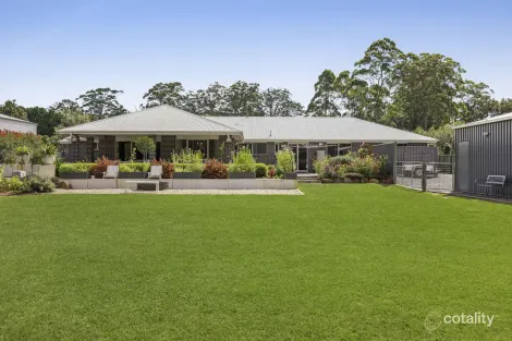 Property photo of 12 Diosma Drive Highfields QLD 4352