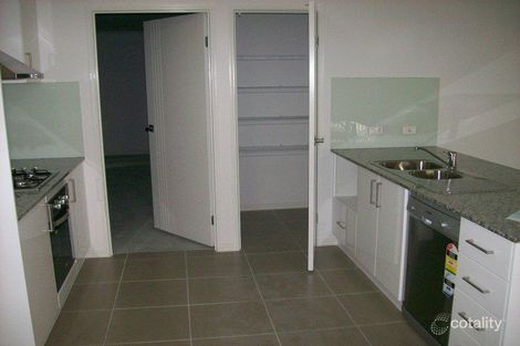 Property photo of 30 Bluejay Circuit Morayfield QLD 4506